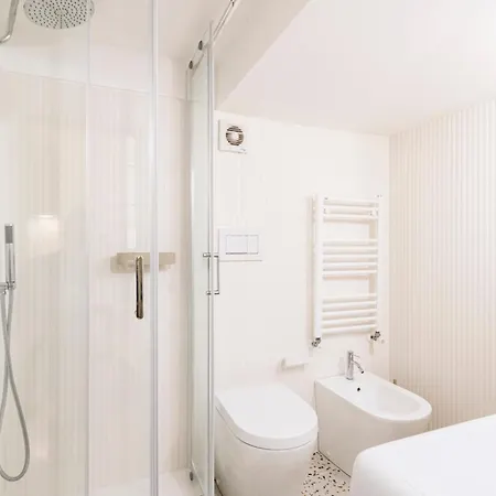 Easylife - - Sarpi 6 - Chinatown Milano